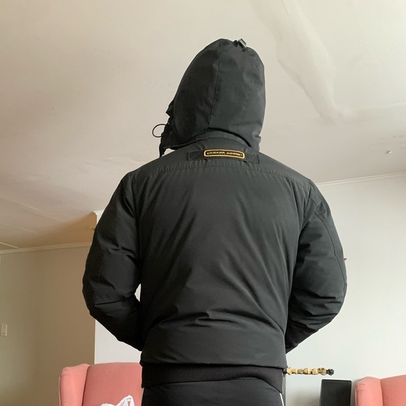 Canada Goose coat - Picture 2 of 7